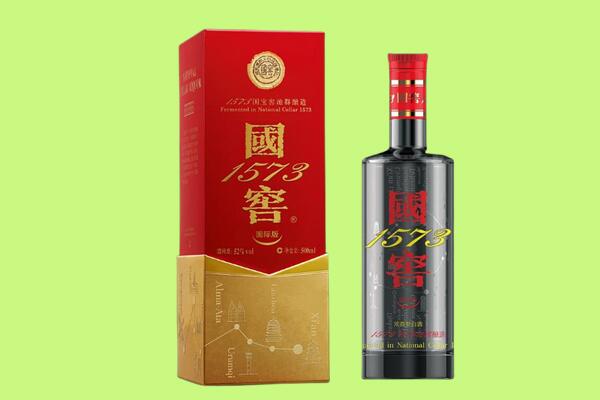 尼玛县回收国窖1573.jpg